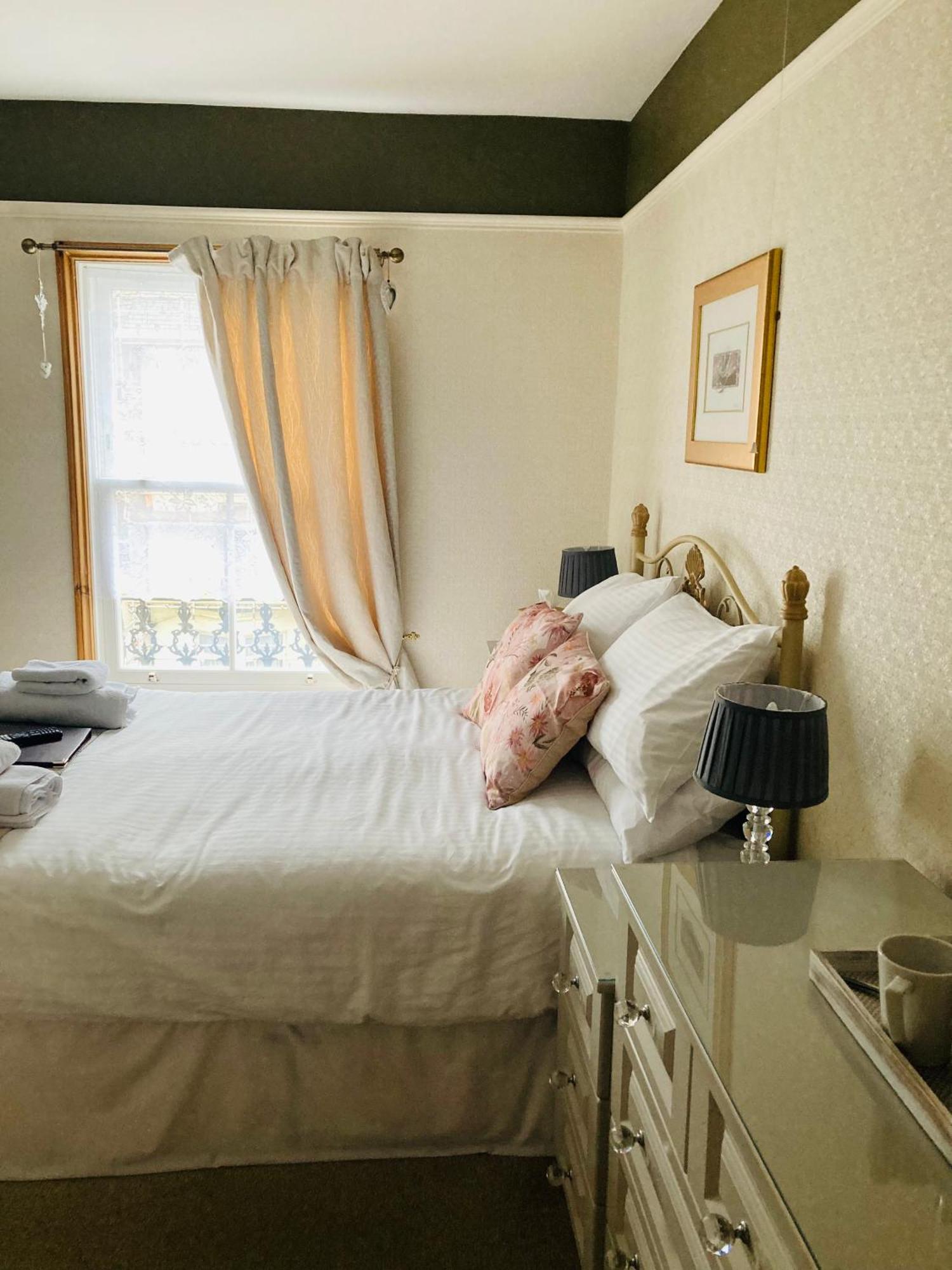 The Pathway Guesthouse Whitby Ngoại thất bức ảnh